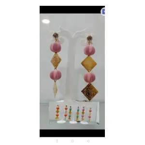 Ear rings 
