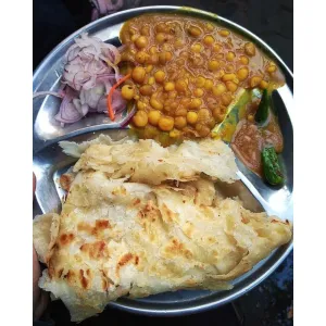 Paratha And Sabji/Ghugni
