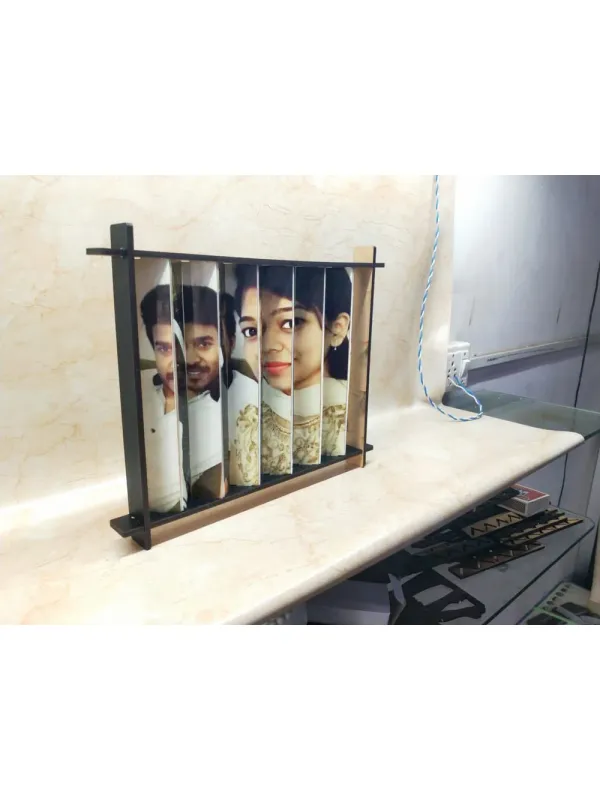 ILLUSION FRAME