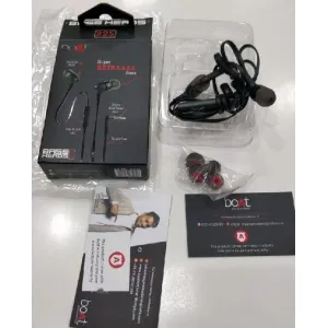 boAt BassHeads 900 Super Extra Bass Wired Earphone  (Pearl White, On the Ear)