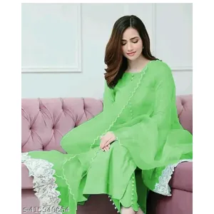 Alisha Fabulous Women Kurta Sets