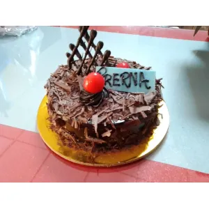 Eggless Truffle Cake With Grated Chocolate