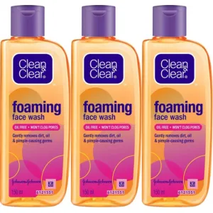 Clean & Clear Face Wash

For Men & Women

Gel Based

For All Skin Types

Applied For: Oil 