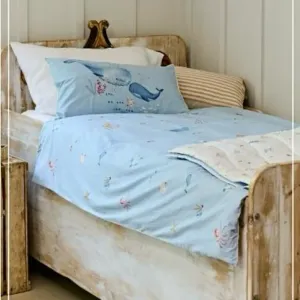 Sleeping Bags, Nests & Pillows