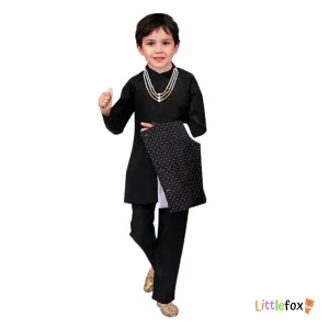 Kurta Set with Waistcoat and Mala