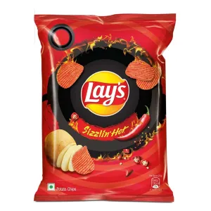 Lay's Sizzlin’ Hot - Potato Chips 50g, Red
