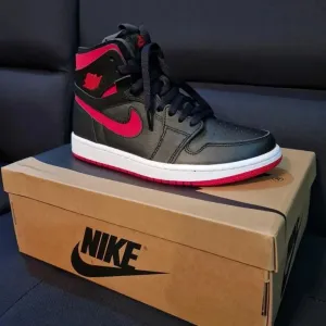 Nike Air Jordans 1