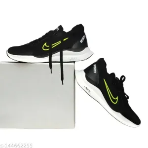NIKE Black sports shoe for men