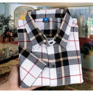#1063 Stylish cotton Bland chex shirt for men.