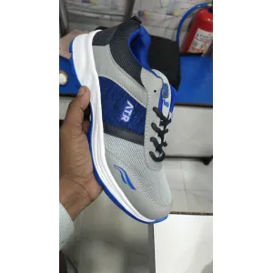 HyTech Loose sport shoe