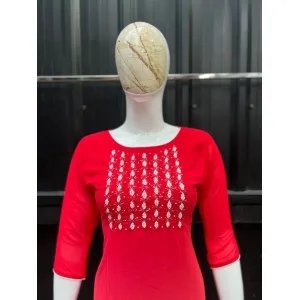  Women Round Neck Embroidered Kurta