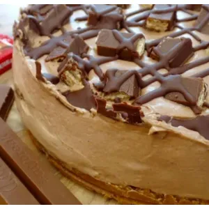 Kitkat cheesecake 1kg