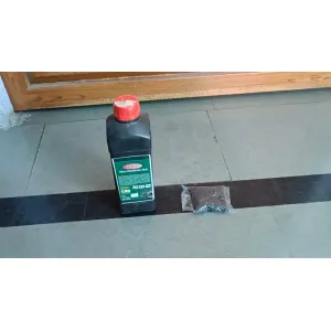 TUBELESS tyre selent/ Anti puncture liquid