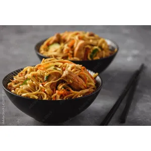 Prawns schezwan hakka noodles 