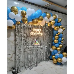 Garland balloon decoration