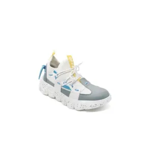 White new men running shoes