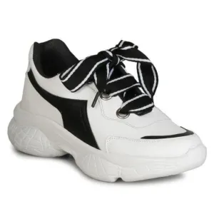 XXIOTA black laceup sneakers