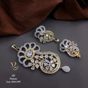 Ui09m03y2022 Pendant