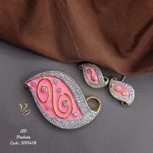 Ui09m03y2022 Pendant
