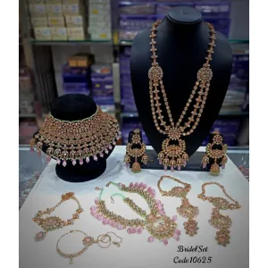 Ui07m02y2022 Bridel Set