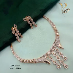 Ui01m04y2022 AD Necklaces