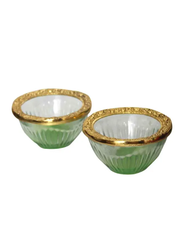 White Metal Bowl Set