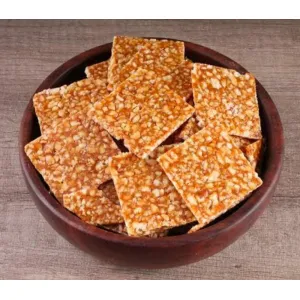 Thin crushed peanut chikki