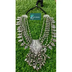Oxidised statement neckpiece