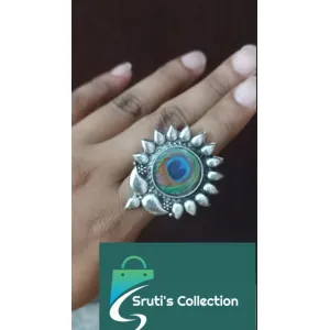 Oxidised peacock feather fingure ring