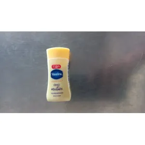 Vaseline deep Moisturiser 20ml 