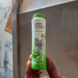PONDS ALOE COOLING POWDER