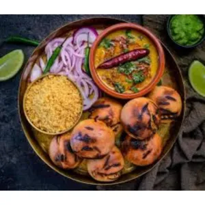 दाल बाटी 