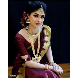 Women banarsi silk jacquard Saree with blouse