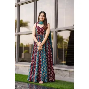 Beautiful dress for women