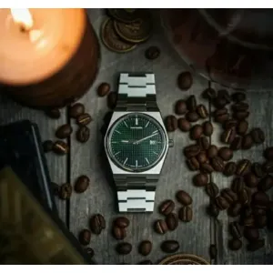 Men stylish silver colour analog watch