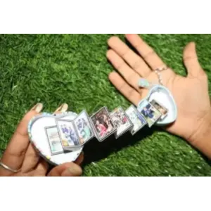 Heart photos album keychain 