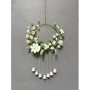 Daisy ring hanging 