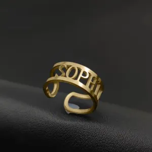 Custom ring