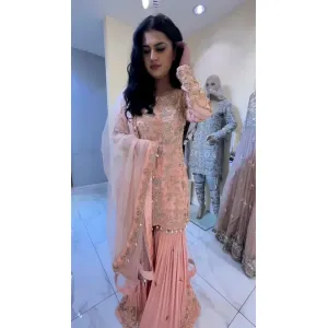 *Launching New Đěsigner Party Wear Look New Top Plazzo with Dupatta*