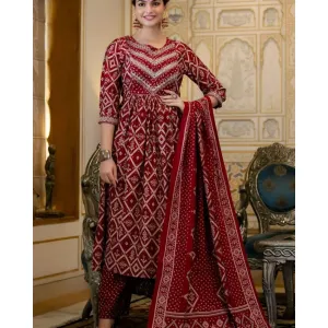 NEW  GEORGETTE STYLISH GOWN 