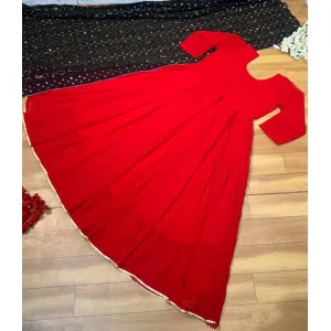 LUNCHING NEW ĐĚSIGNER PARTY WEAR LOOK  GOWN WITH EMBROIDERY  WORK